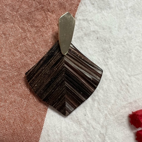 Kendra Scott Jewelry - Kendra scott Astoria earrings in brown dusted